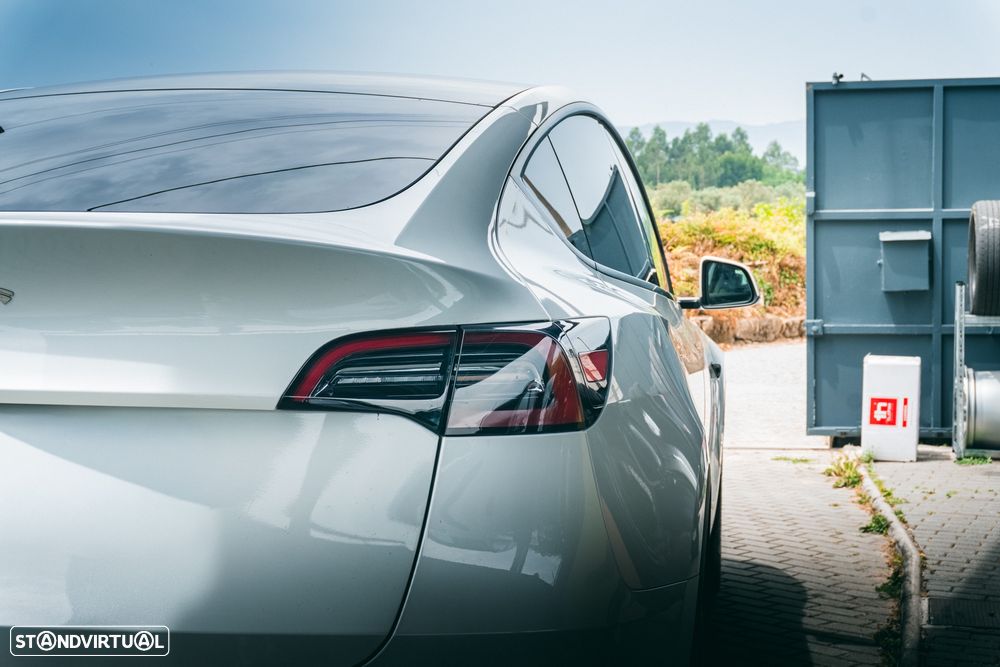 Tesla Model Y Tração Traseira - 9