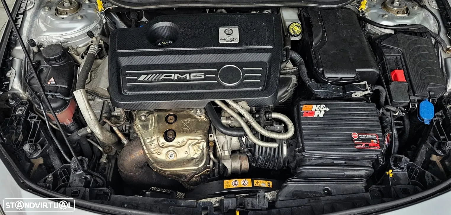 Mercedes-Benz CLA 45 AMG 4Matic 7G-DCT - 33