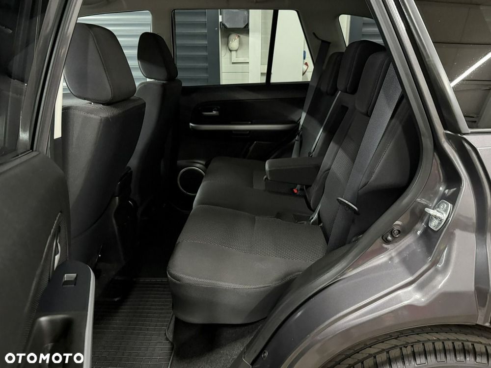 Suzuki Grand Vitara - 17