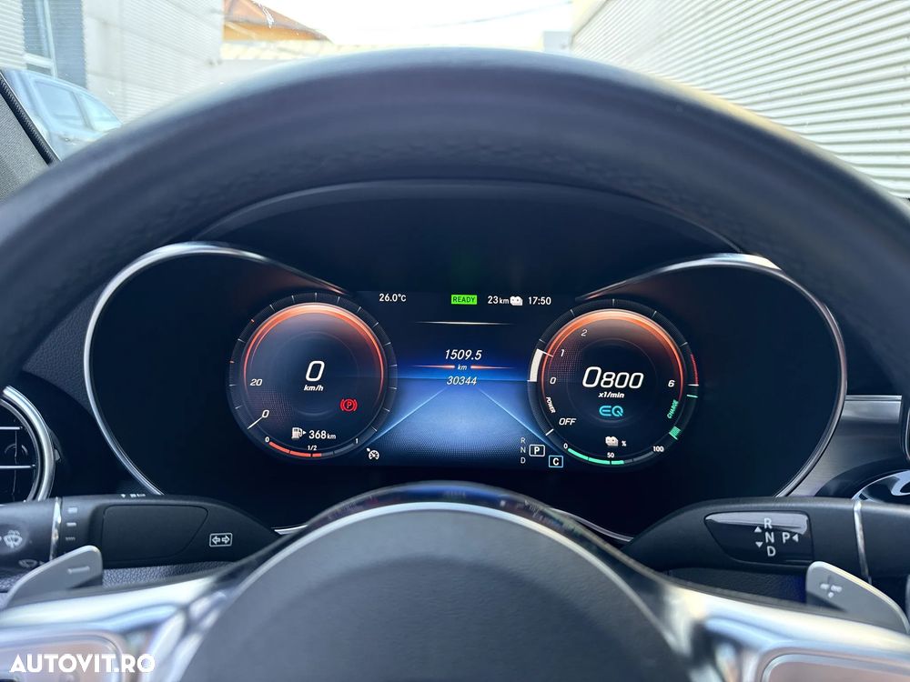 Mercedes-Benz GLC Coupe 300 de 4Matic 9G-TRONIC AMG Line Plus - 10