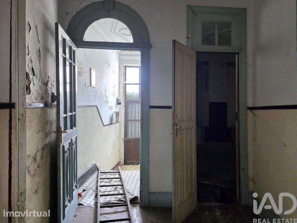 Moradia T4 em São Mamede de Infesta e Senhora da Hora de 180 m2 - Grande imagem: 4/18