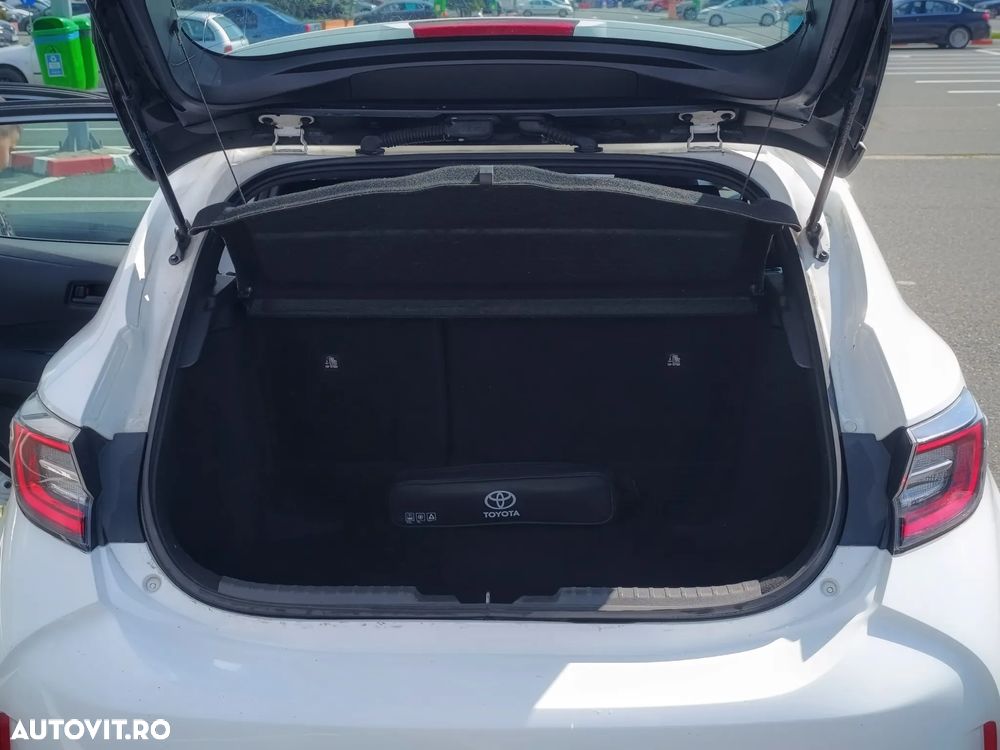 Toyota Corolla 1.2 Turbo Comfort - 11