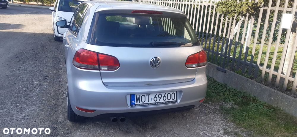 Volkswagen Golf 2.0 TDI Comfortline - 6