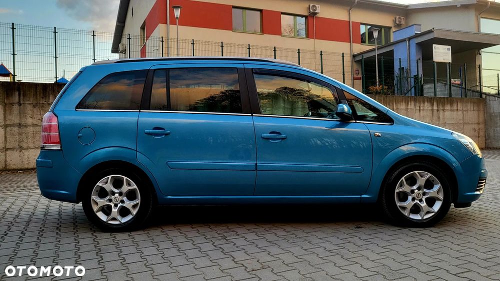 Opel Zafira 1.8 Easytronic Family Plus - 37
