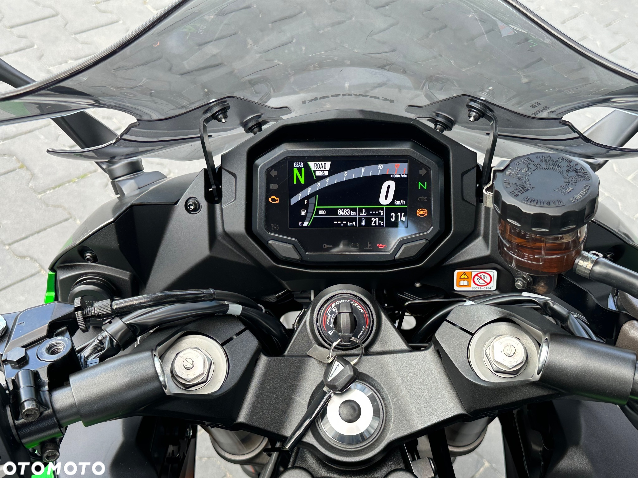 Kawasaki Ninja 1000 SX - 25