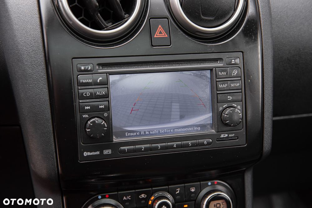 Nissan Qashqai 2.0 4 x 4 tekna - 22