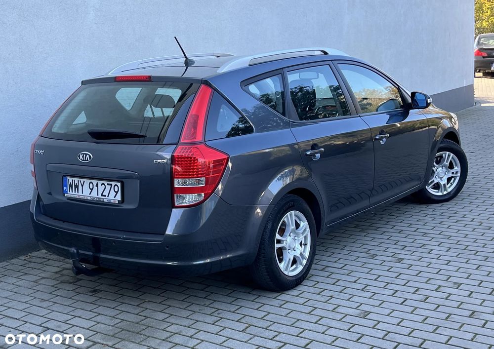 Kia Ceed 2011 photo 5