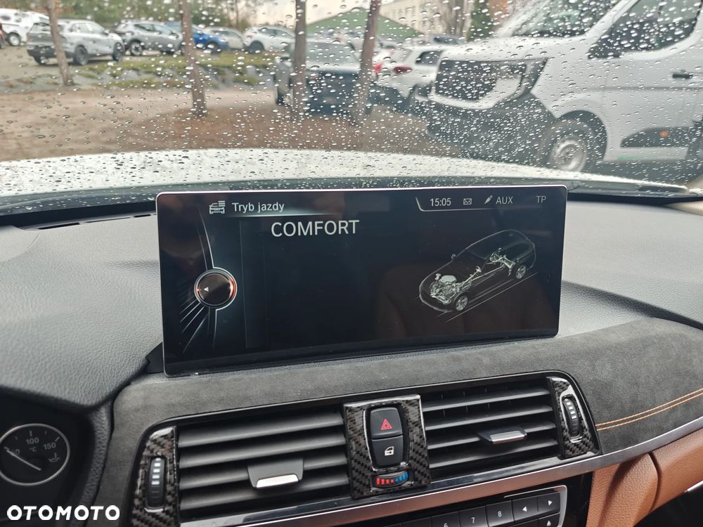 BMW Seria 3 318d Luxury Line - 27