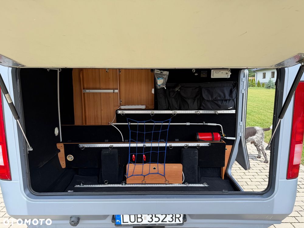 Mercedes-Benz Sprinter 318 - 11