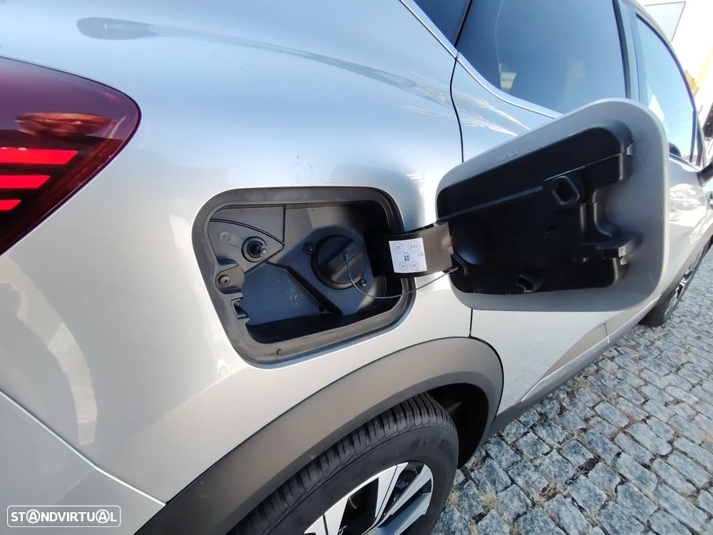 Renault Captur 1.6 E-Tech Full Hybrid Techno - 28