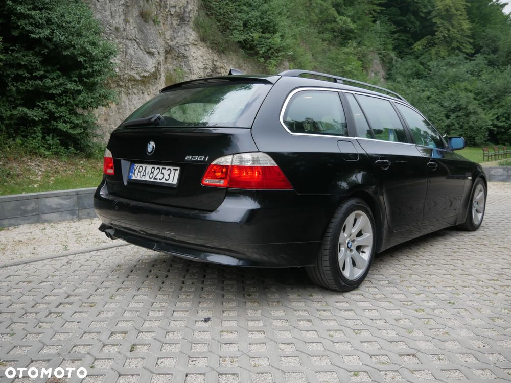 BMW Seria 5 530i - 5