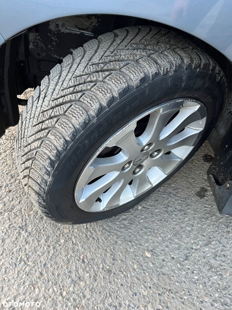 Daihatsu Materia 1.5 WhiteX - 18