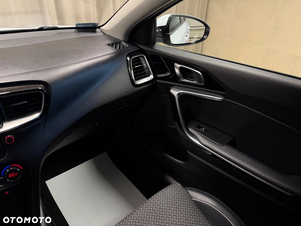 Kia Ceed 1.4 T-GDI L DCT - 24