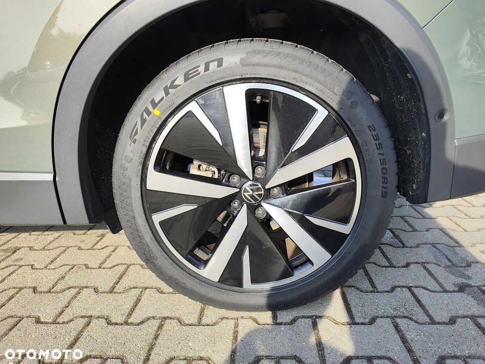 Volkswagen Tiguan - 33