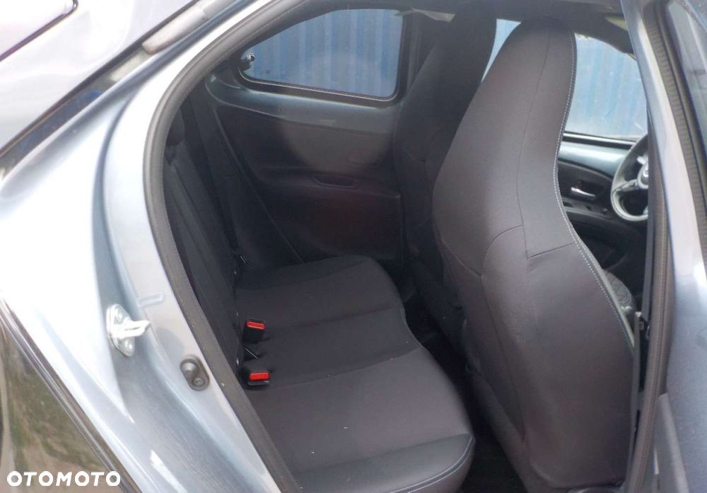 Toyota Aygo X - 18