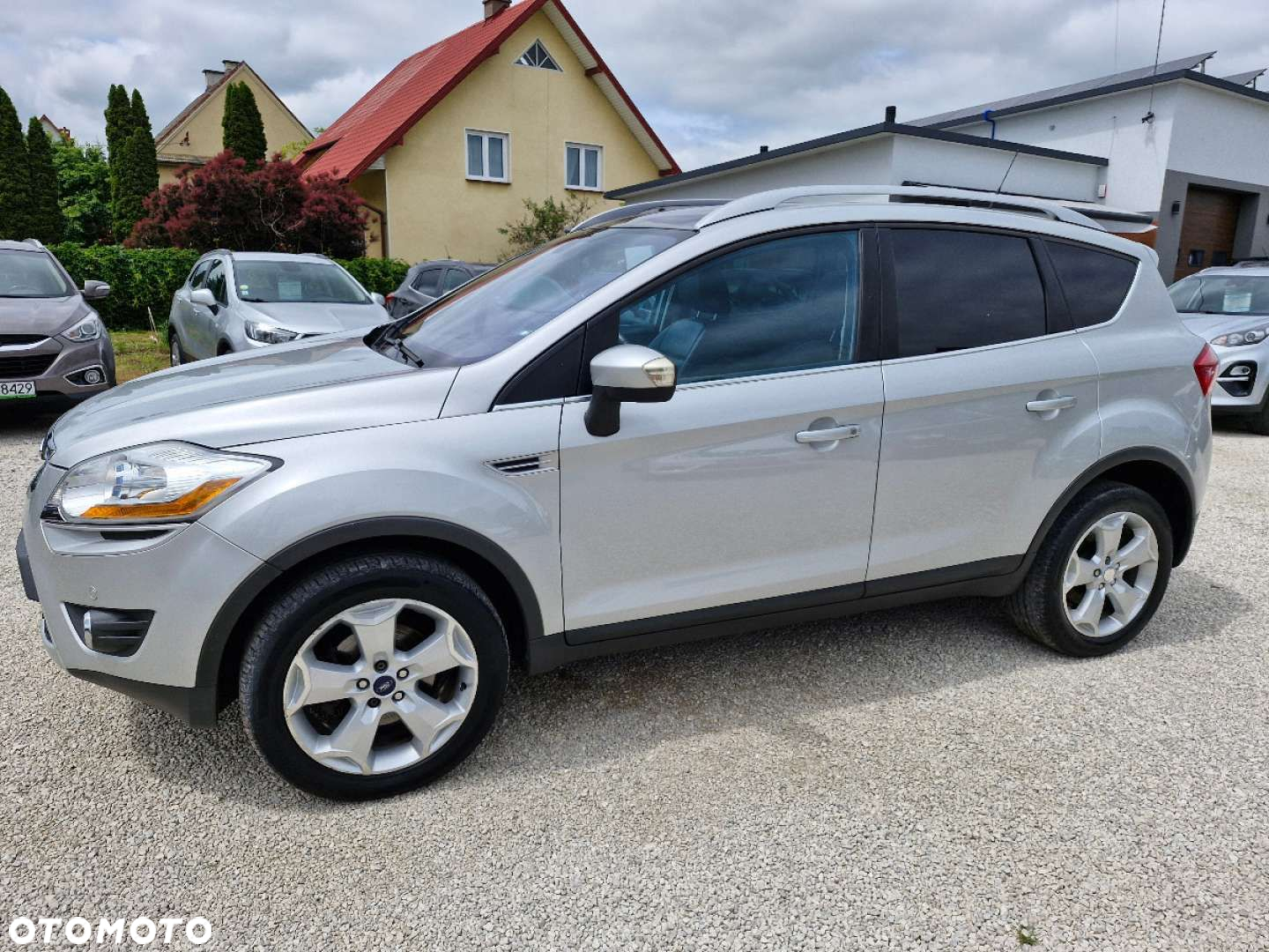 Ford Kuga - 4