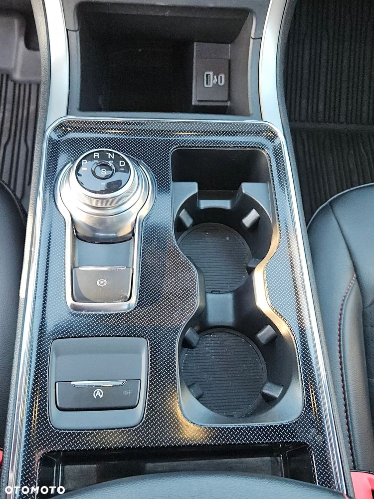 Ford Edge - 3