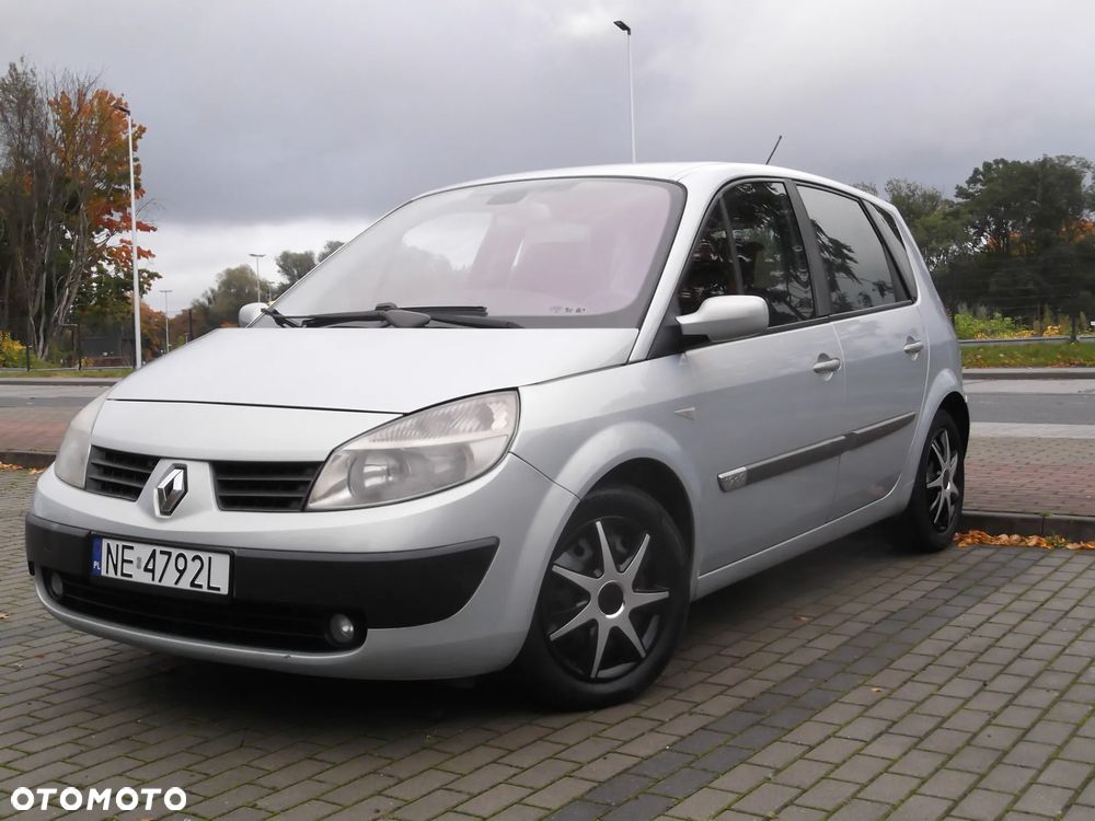 Renault Scenic - 1