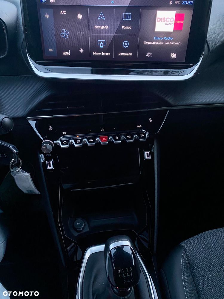 Peugeot 2008 1.2 PureTech Allure S&S - 16