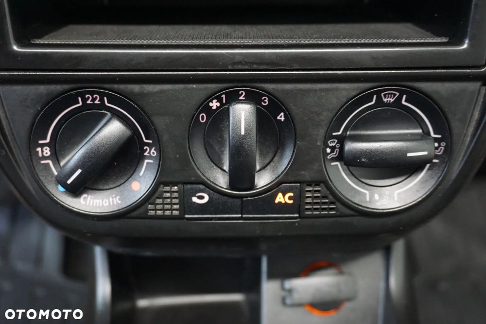 Volkswagen Fox 1.2 Style - 30