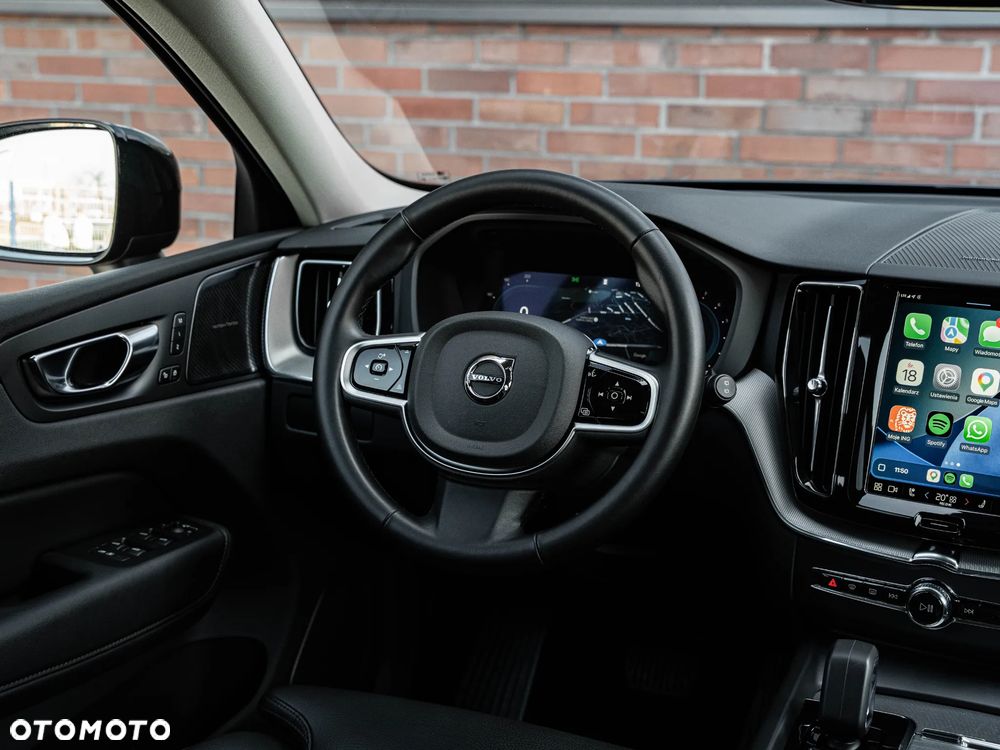 Volvo XC 60 B5 B AWD Plus Dark - 30