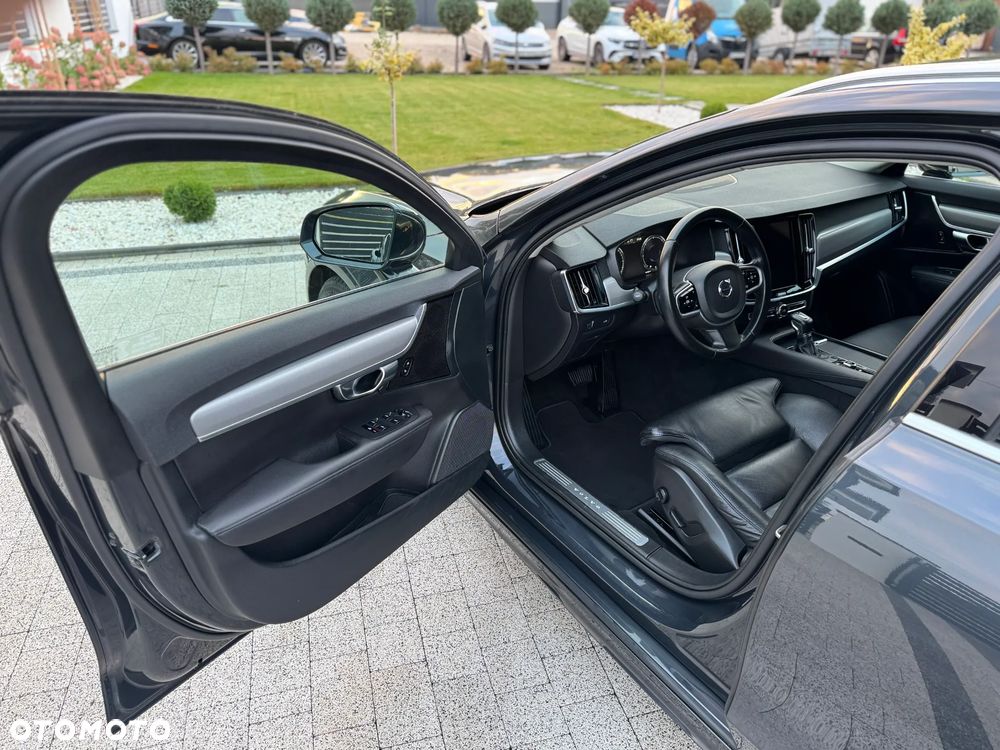 Volvo V90 - 21