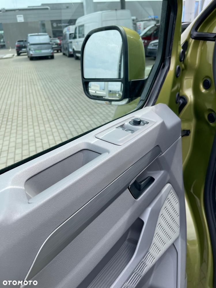Volkswagen Transporter - 17