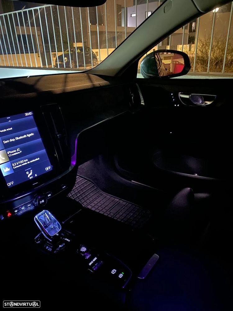 Volvo V60 2.0 T6 AWD TE Inscription Expression - 23