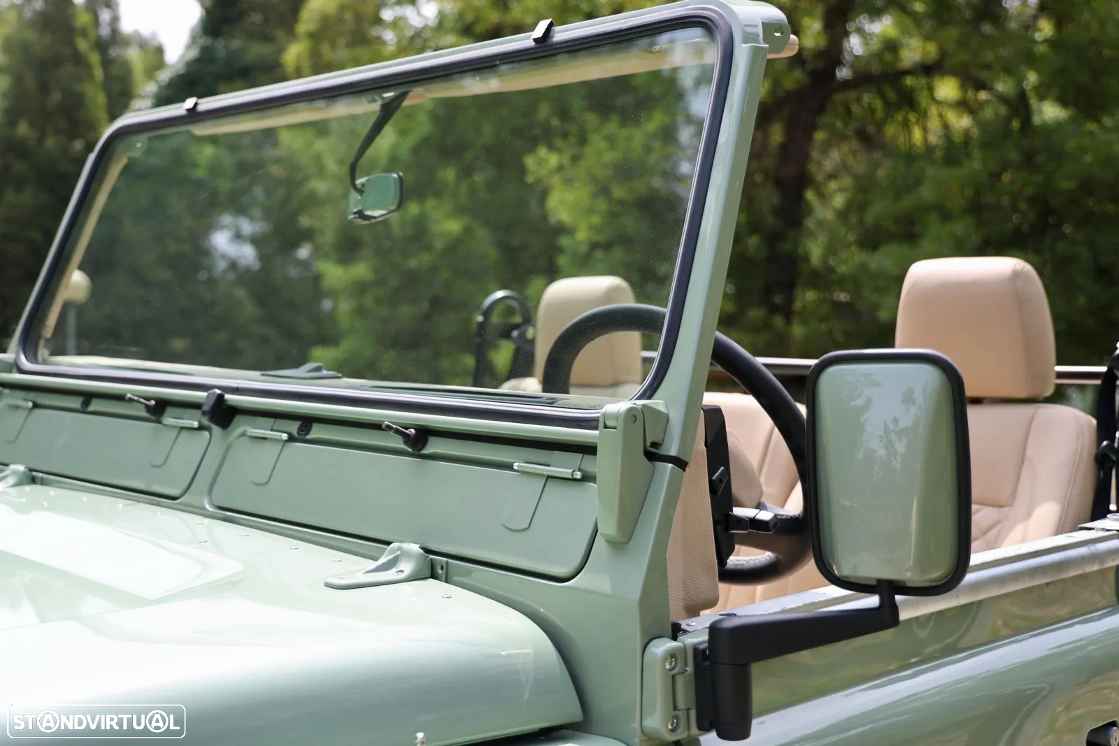 Land Rover Defender 90 2.5 Td5 Soft Top - 12