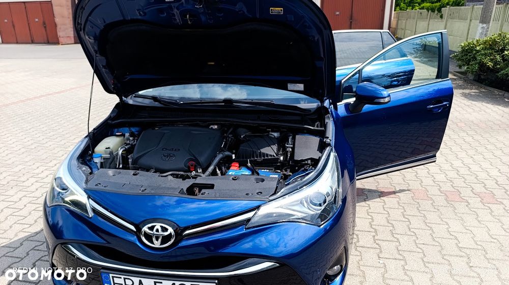 Toyota Avensis - 8