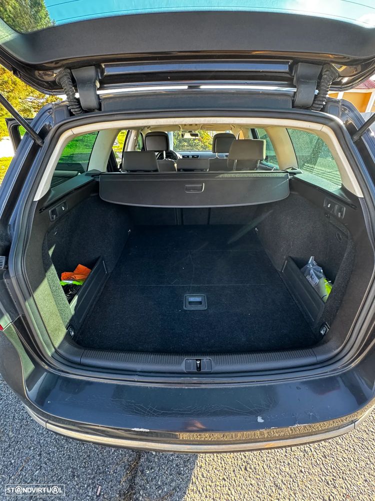 VW Passat Variant 2.0 TDI Confortline - 8