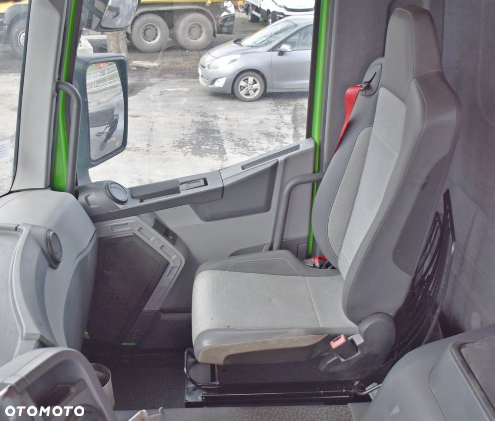 Renault C430 * HAKOWIEC + LIV 170Z 78 * STAN BDB - 11