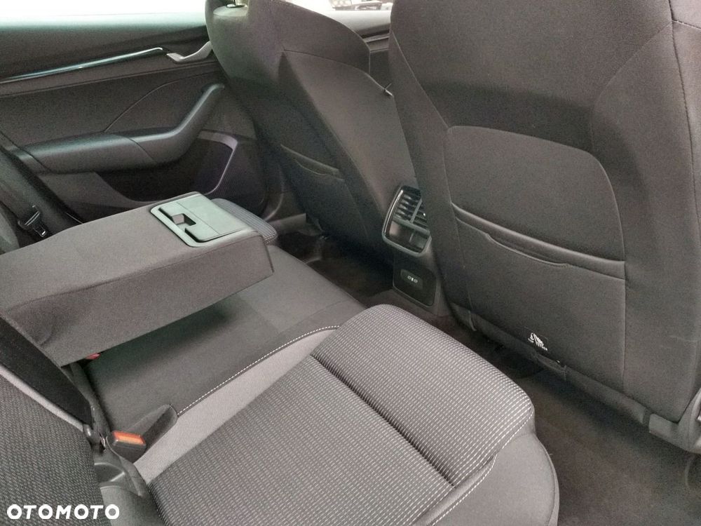 Skoda Octavia 1.5 TSI Business - 22