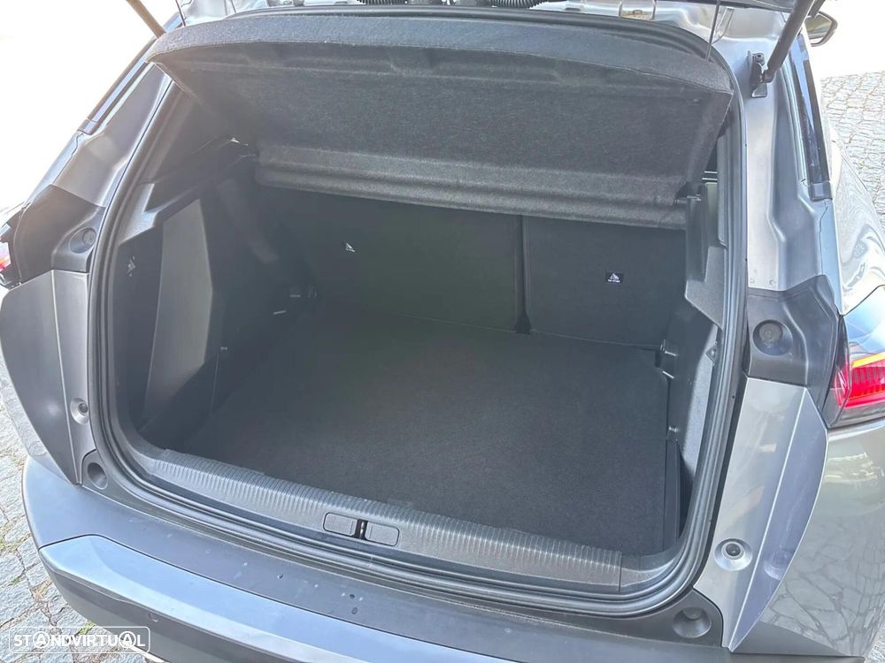 Peugeot 2008 Hybrid 145 e-DSC Allure - 28