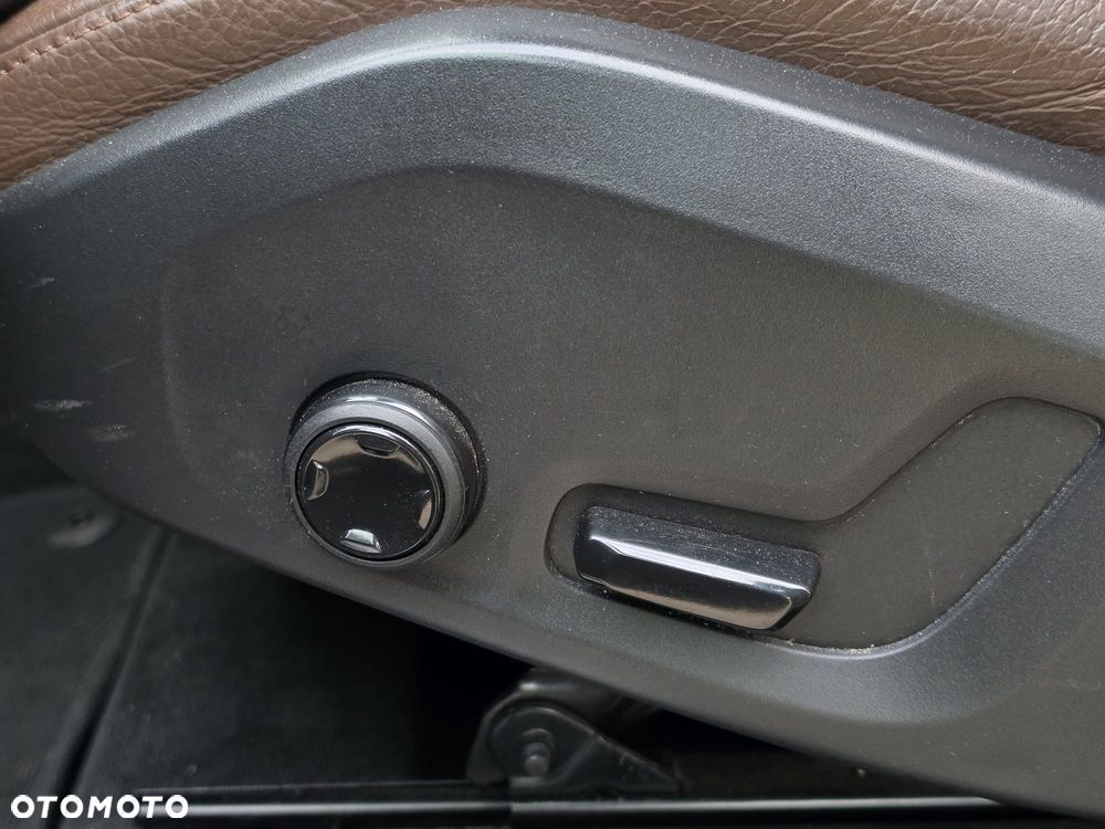Volvo XC 60 D4 Geartronic Momentum - 20