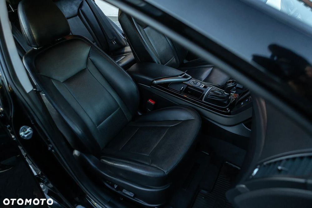 Hyundai i40 1.7 CRDi BlueDrive Premium DCT - 32