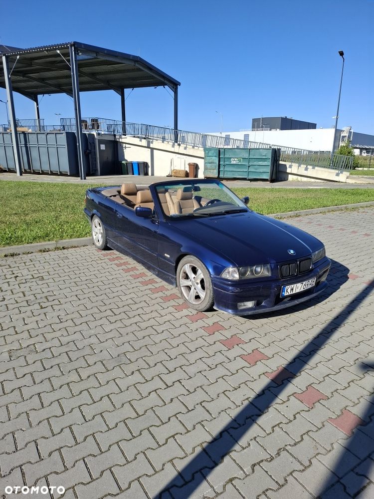 BMW E36 1997 photo 2