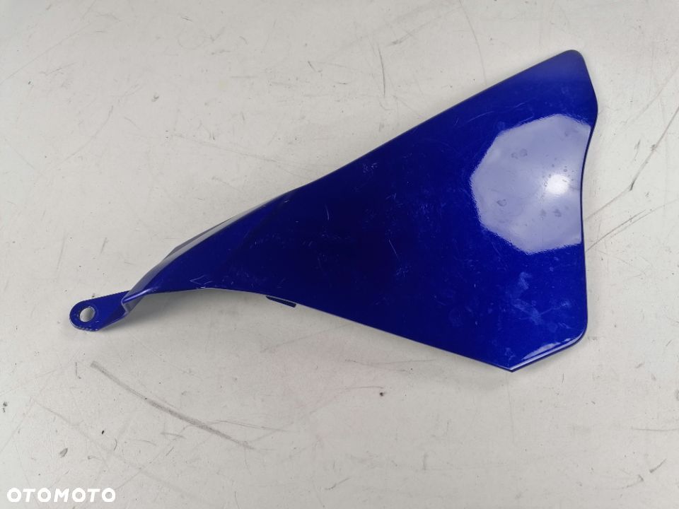 Yamaha R1 RN32 owiewka bok boczek pod ramę lewy 15- - 2