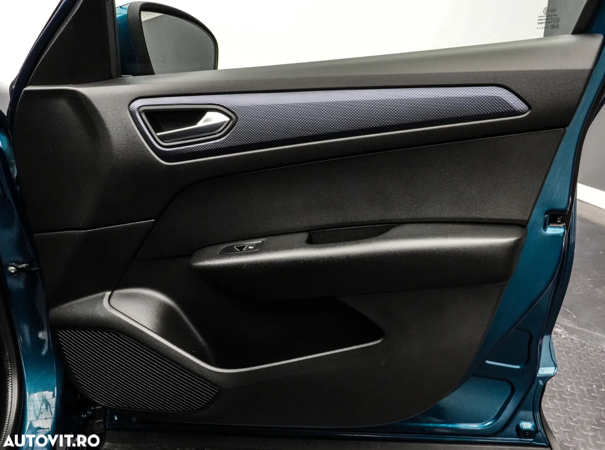 Renault Arkana MHEV 140 EDC Evolution - 24
