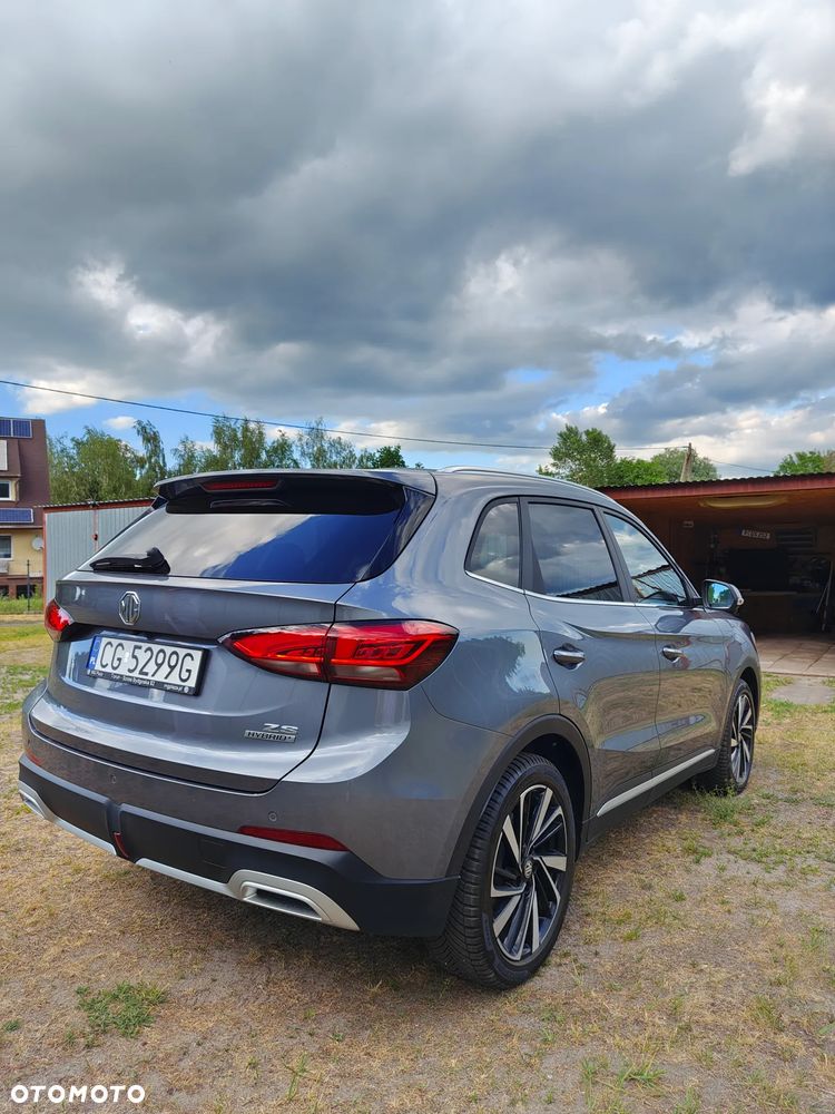 MG ZS - 4