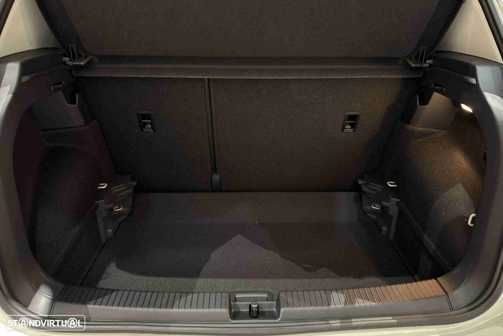 VW T-Cross 1.0 TSI Urban - 10