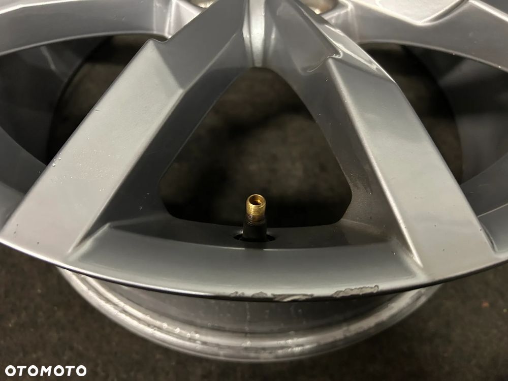 Alufelga VW Passat B8 18 cali 5x112 1szt. 3G0601025Q - 3
