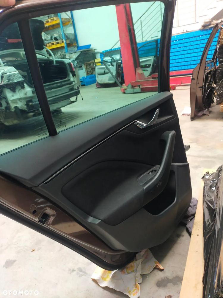 Skoda Scala Drzwi Tył Tylne Lewe Kolor H82 - 4