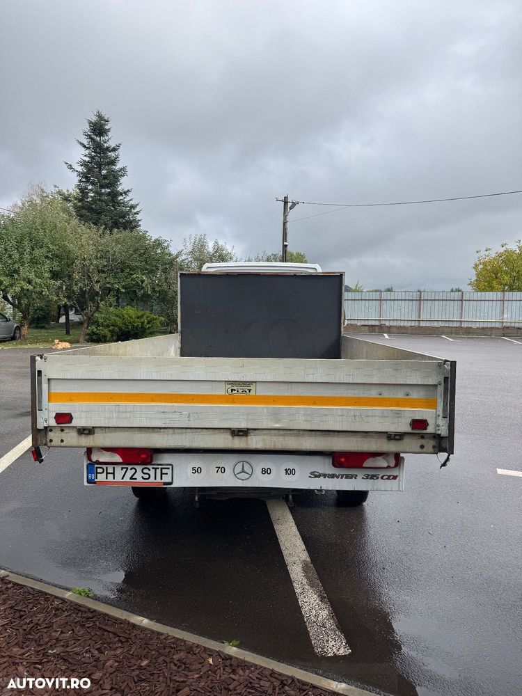 Mercedes-Benz Sprinter - 12