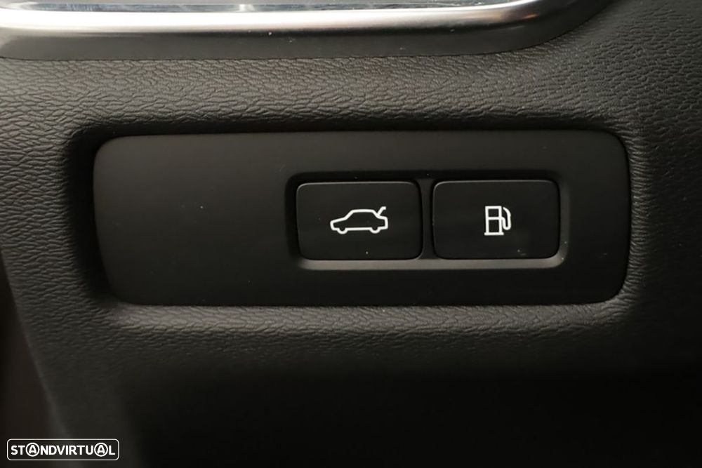 Volvo V60 2.0 T6 AWD TE Essential - 20