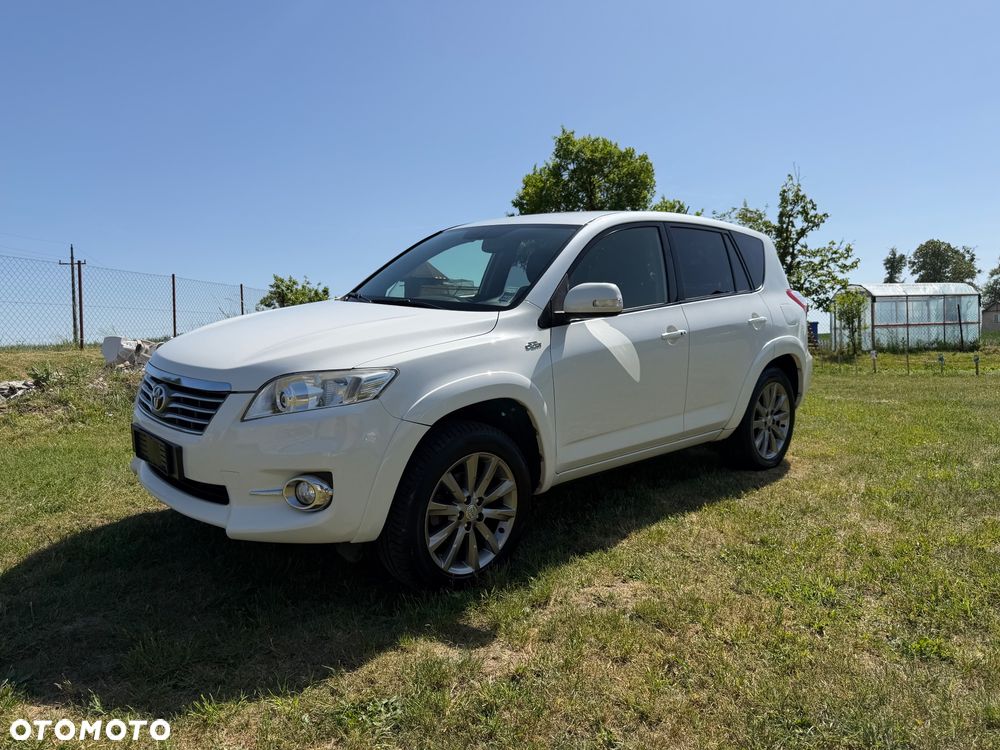 Toyota RAV4 2.2 D-4D 4x4 Executive - 3