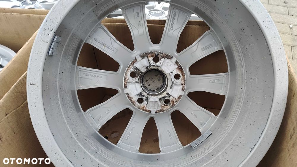 Oryginalne Felgi Aluminiowe AUDI Q5 Q3 17 Cali 7J ET34 - 7