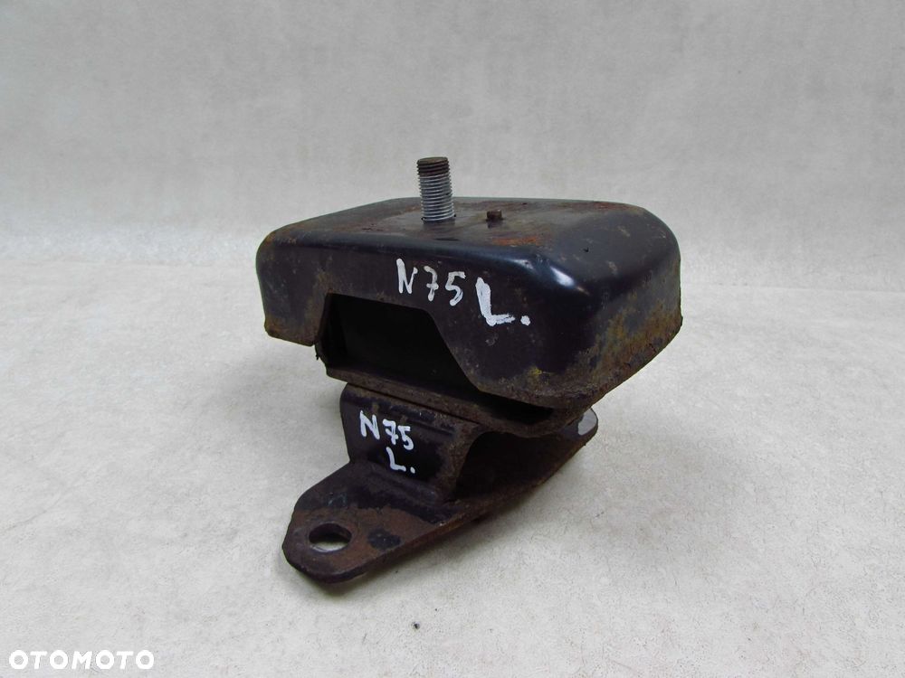 ISUZU NPR NQR NKR 5.2 D 4HK1 PODUSZKA SILNIKA LEWA - 1