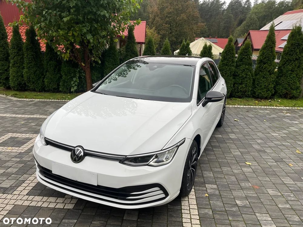 Volkswagen Golf - 6