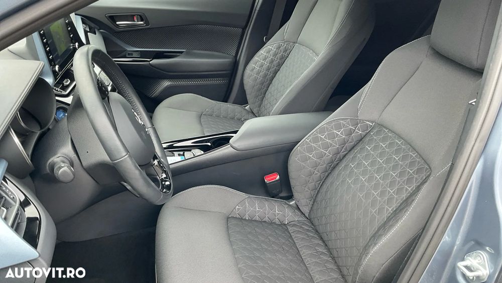 Toyota C-HR 2.0 HSD 184 CP 4x2 CVT C-ult - 13